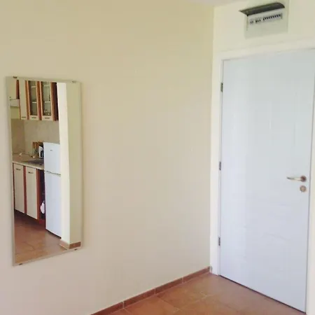 Nesseber Fort Club Private ساني بيتش